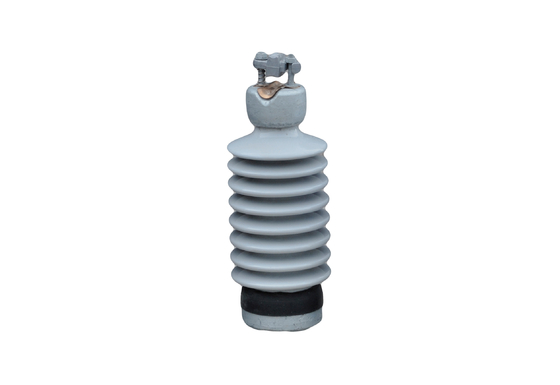 12.5kN ligne à base métallique isolateur de porcelaine de la norme ANSI 57-24 de courrier