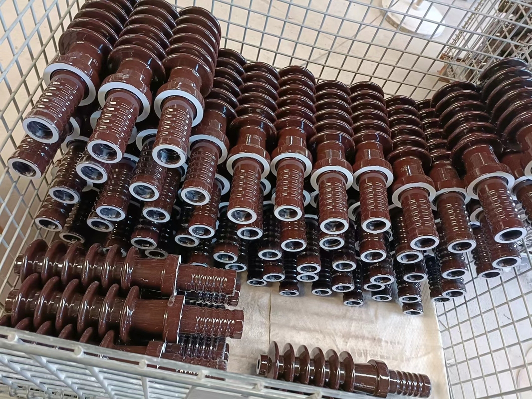 Brown a glacé OEM à haute tension 25.8kV disponible de bague de porcelaine d'ÂNE d'huile