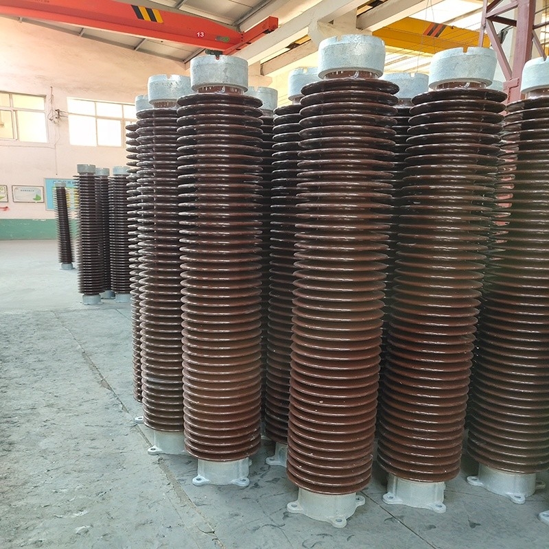 Brown a glacé 88kg l'isolateur de parafoudre de la taille 1700mm