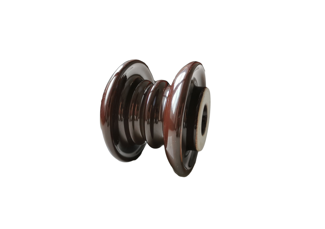 Type isolateurs de dispositif d'accrochage d'ODM de porcelaine de Customerized