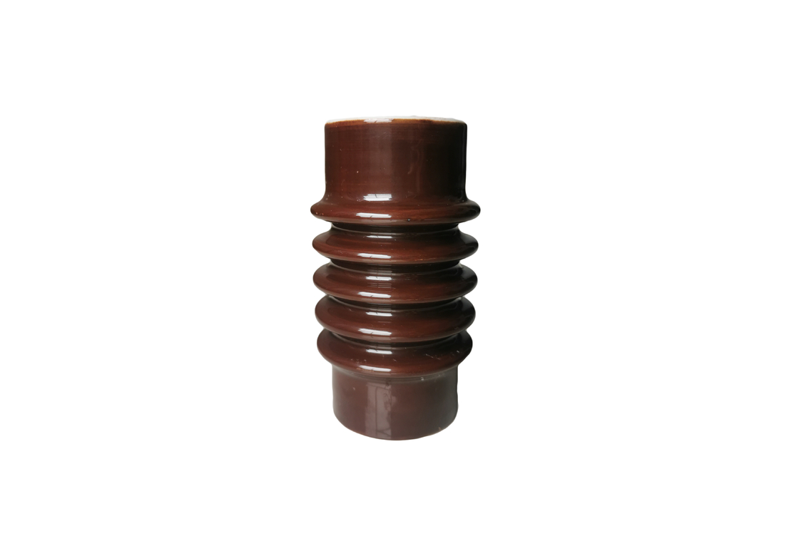 Isolateurs en céramique à haute tension de Brown 10kV pour des lignes de distribution