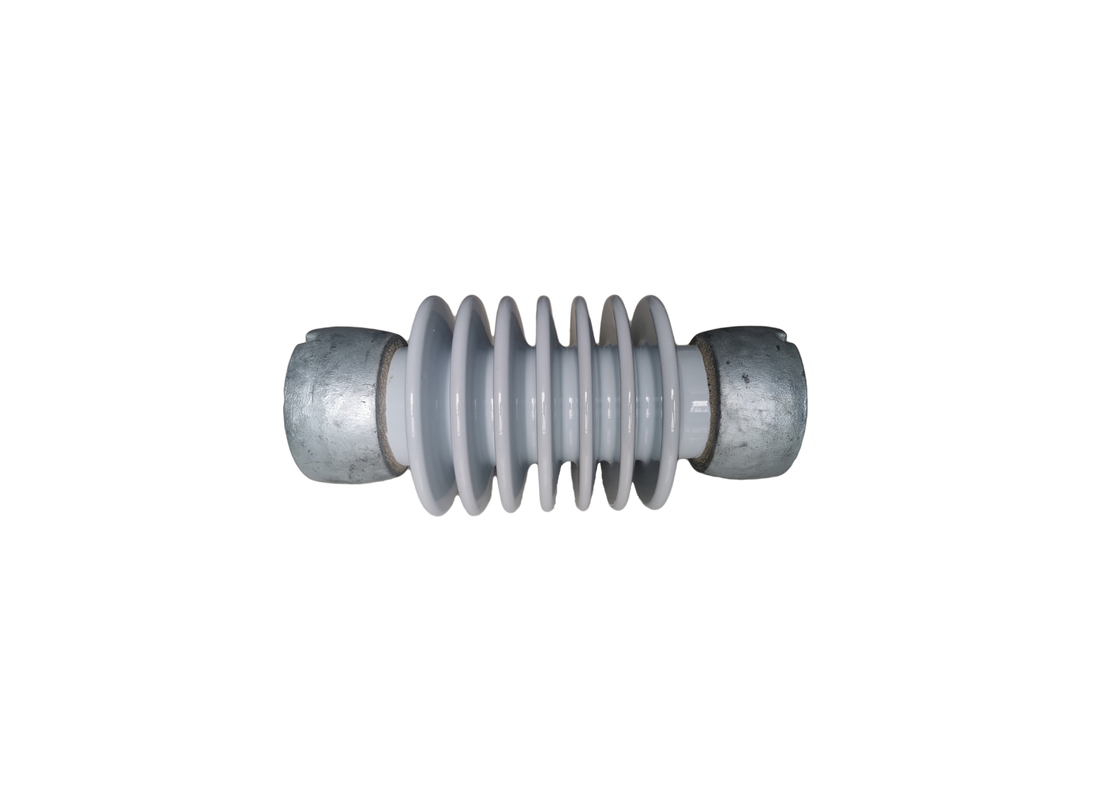 Isolateurs blancs standard de porcelaine de la norme ANSI C29.9 TR-205