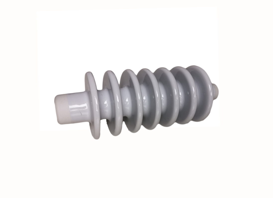 Isolateurs standard d'impasse de porcelaine de la taille 80mm d'OEM du CEI