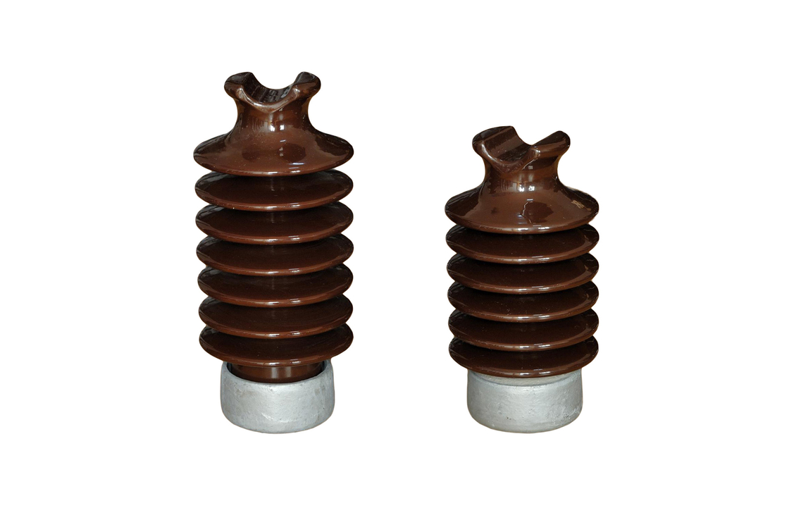 Ligne isolateur de porcelaine de la norme ANSI 57-2 de cou d'ODM F de courrier