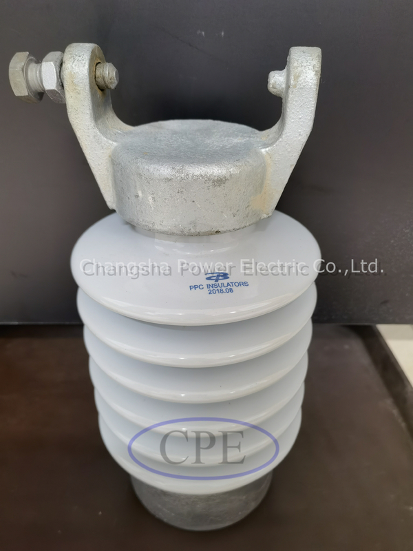 Ligne non poreuse isolateur de porcelaine de la norme ANSI 57-12 de courrier