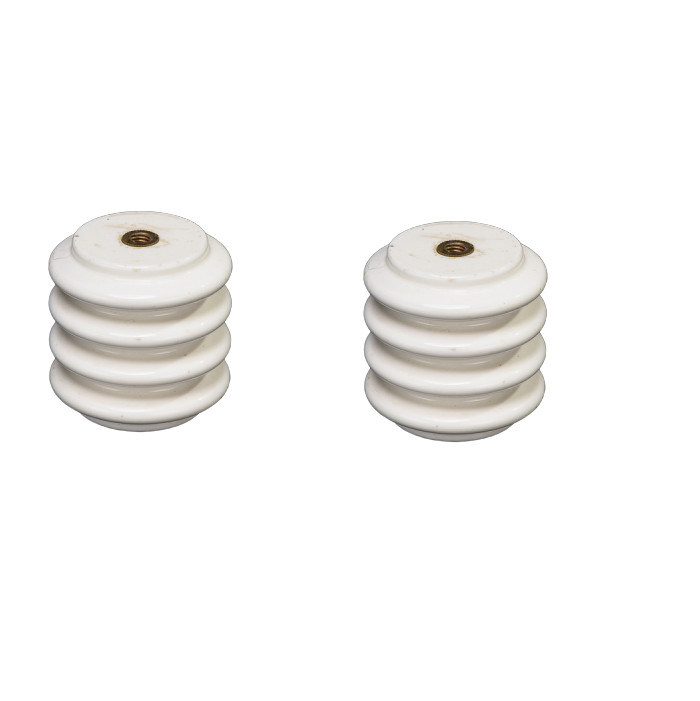Isolateurs standard Gray Color léger d'impasse de porcelaine de tension de norme ANSI du CEI