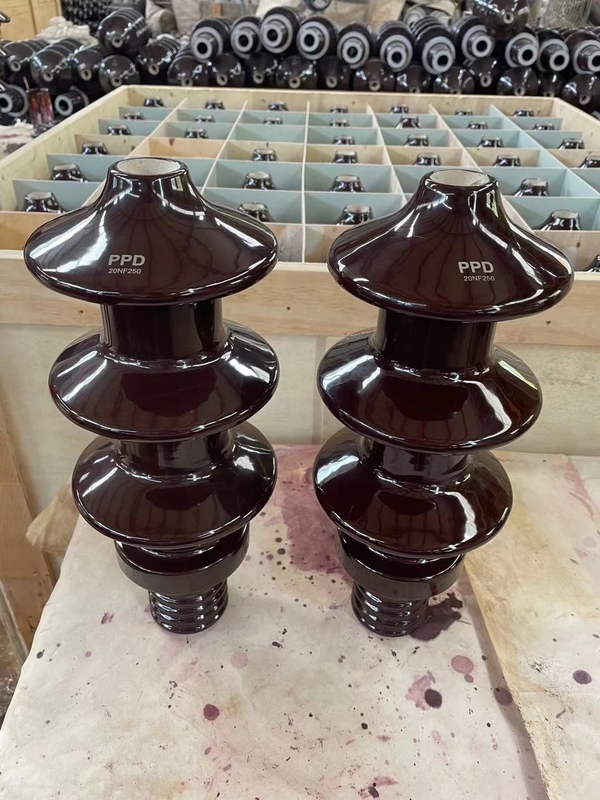 Transformateur de porcelaine de DIN42531 Brown baguant l'OEM disponible