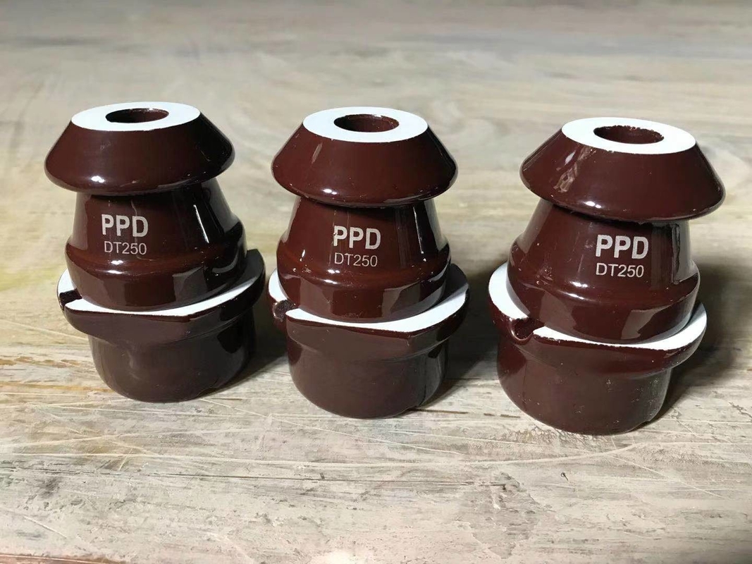 La bague Brown de transformateur de porcelaine DIN 1kV 250A colorent l'OEM disponible
