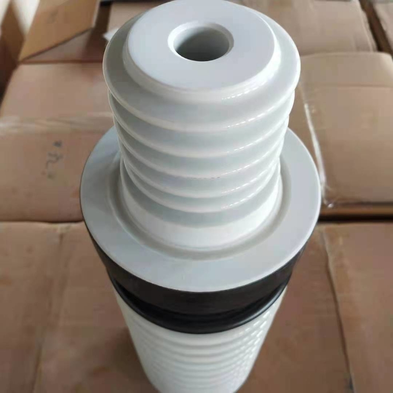 Le gaz standard du CEI 36kV 12Sheds a isolé baguer l'OEM blanc de couleur