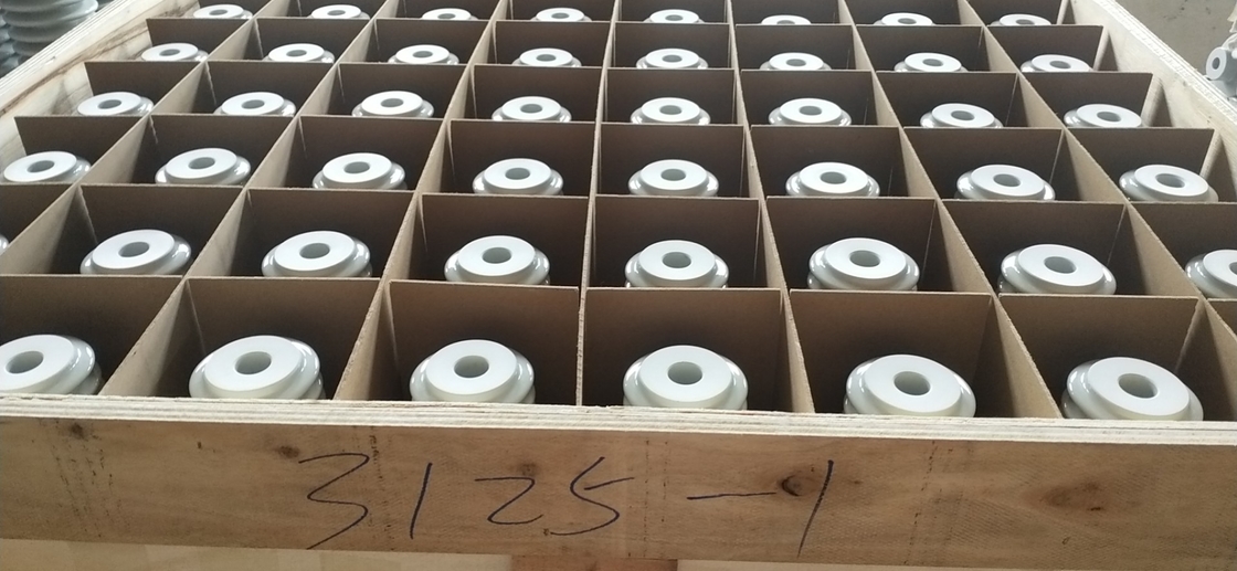 Le gaz standard du CEI 36kV 12Sheds a isolé baguer l'OEM blanc de couleur